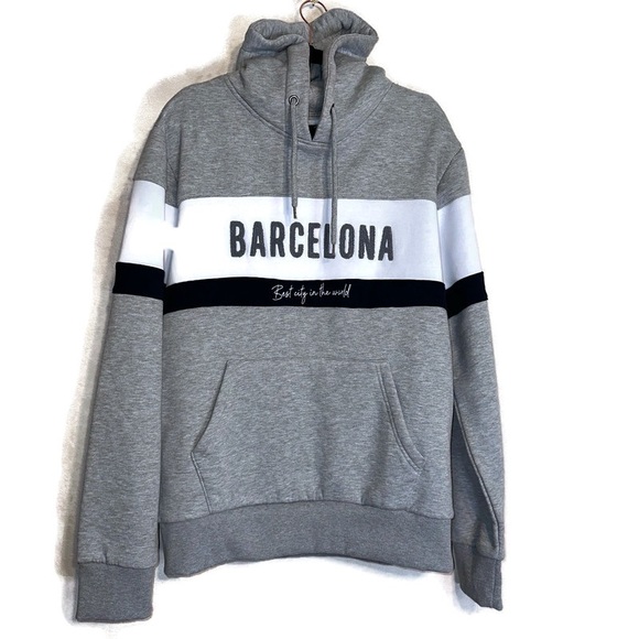 Barcelona Designs Other - Barcelona Designs Gray Barcelona Best City In The World Men’s Pullover Size XXL